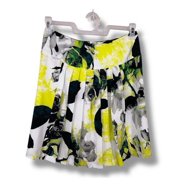 Worthington Dresses & Skirts - Size 8 Worthington Colorful Pleated Skirt Floral White Black Yellow